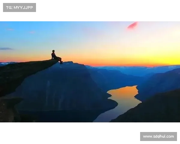 探索银妹极限冒险之旅穿越未知世界突破极限勇攀人生巅峰 探索银妹极限冒险之旅穿越未知世界突破极限勇攀人生巅峰