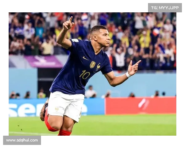 2023年法国对波兰比赛五大精彩瞬间精彩回顾与分析