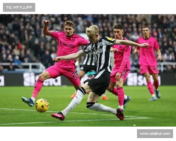 富勒姆与伊普斯维奇激战回顾：一场精彩纷呈的足球对决瞬间集锦